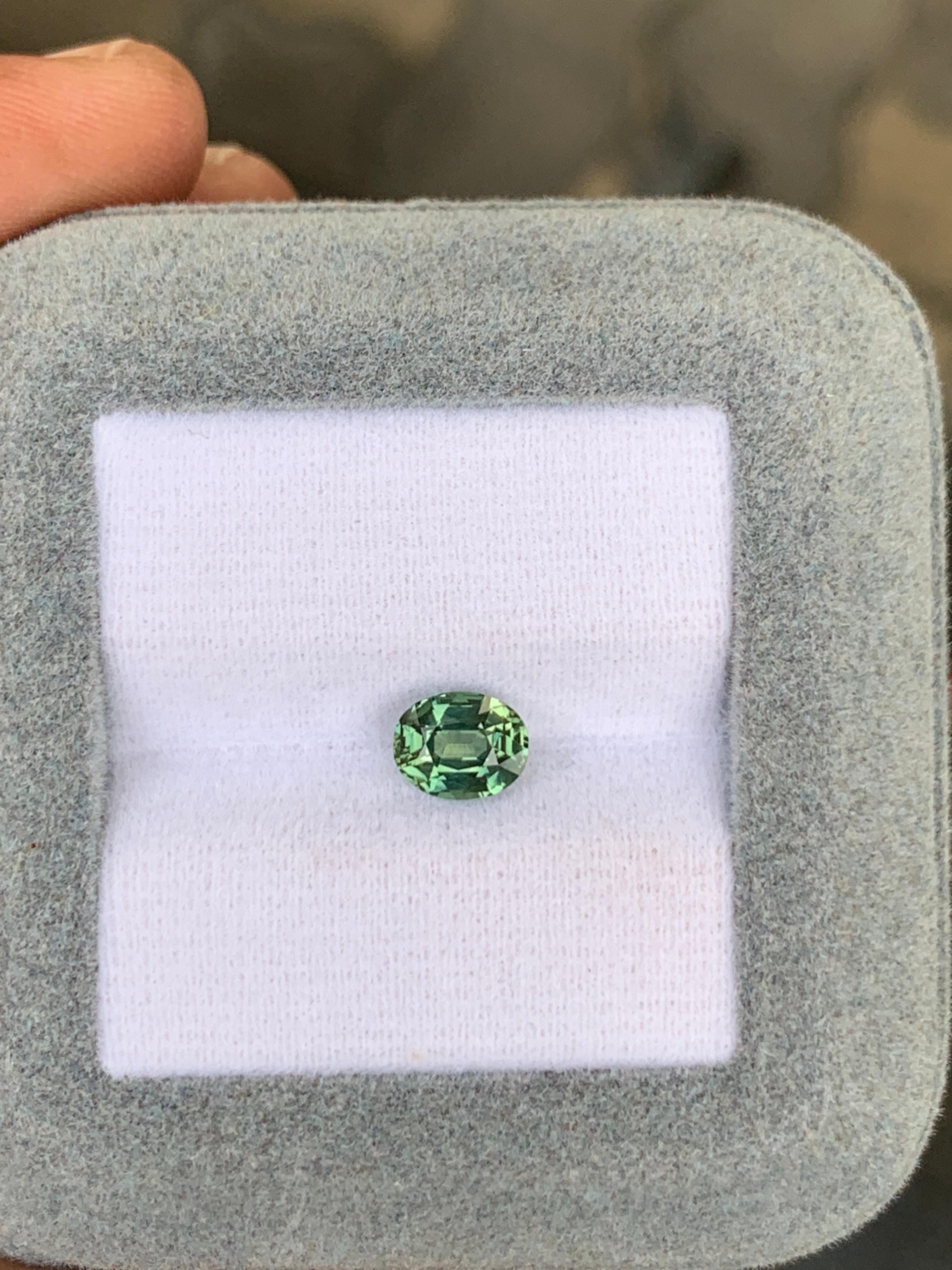étude — vert ovale 1,10 ct