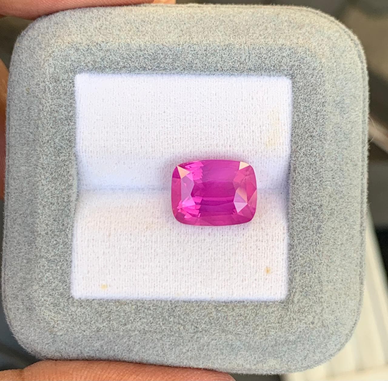 exemple — saphir rose 8,06 ct