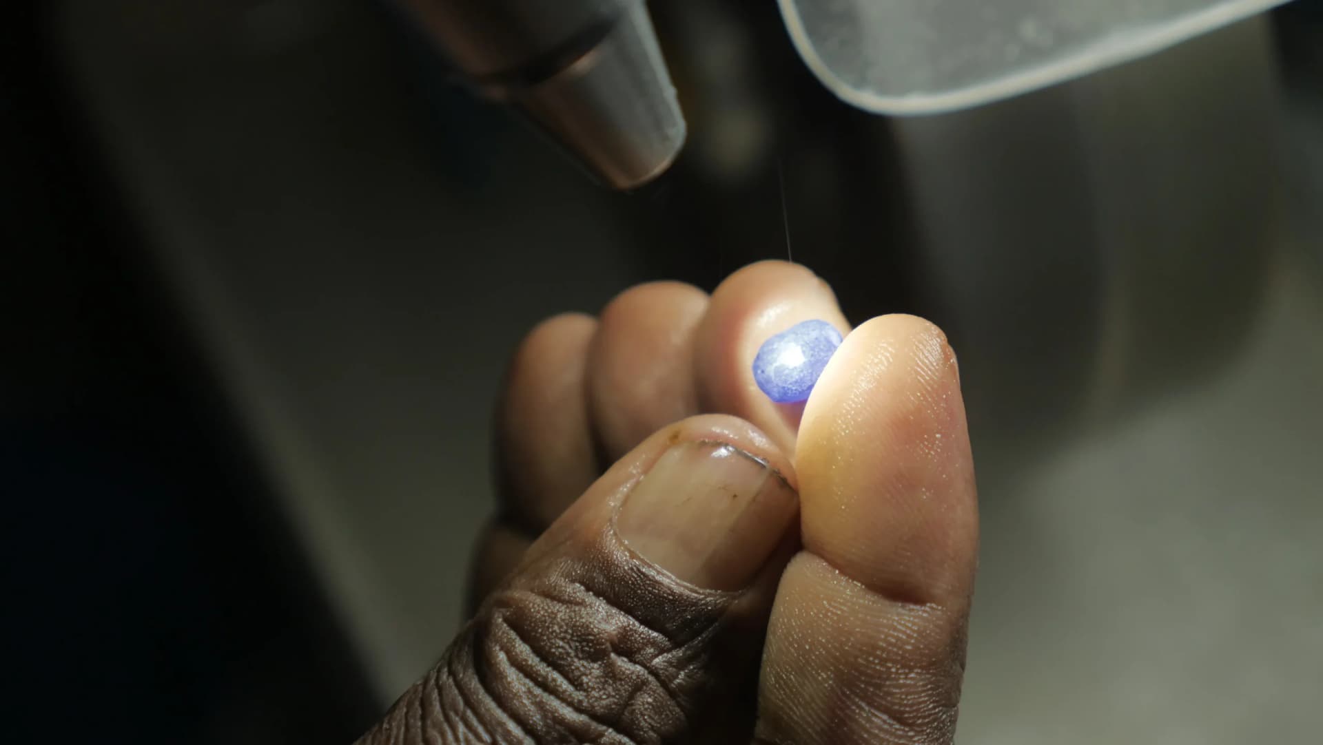 Quels sont les origines du Saphir Bleu ?