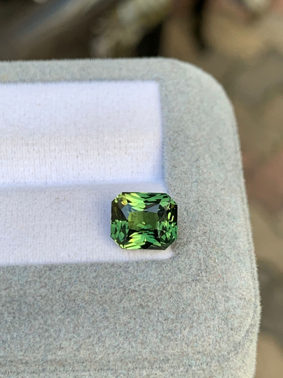 Saphir Vert Rectangle de 3,15ct