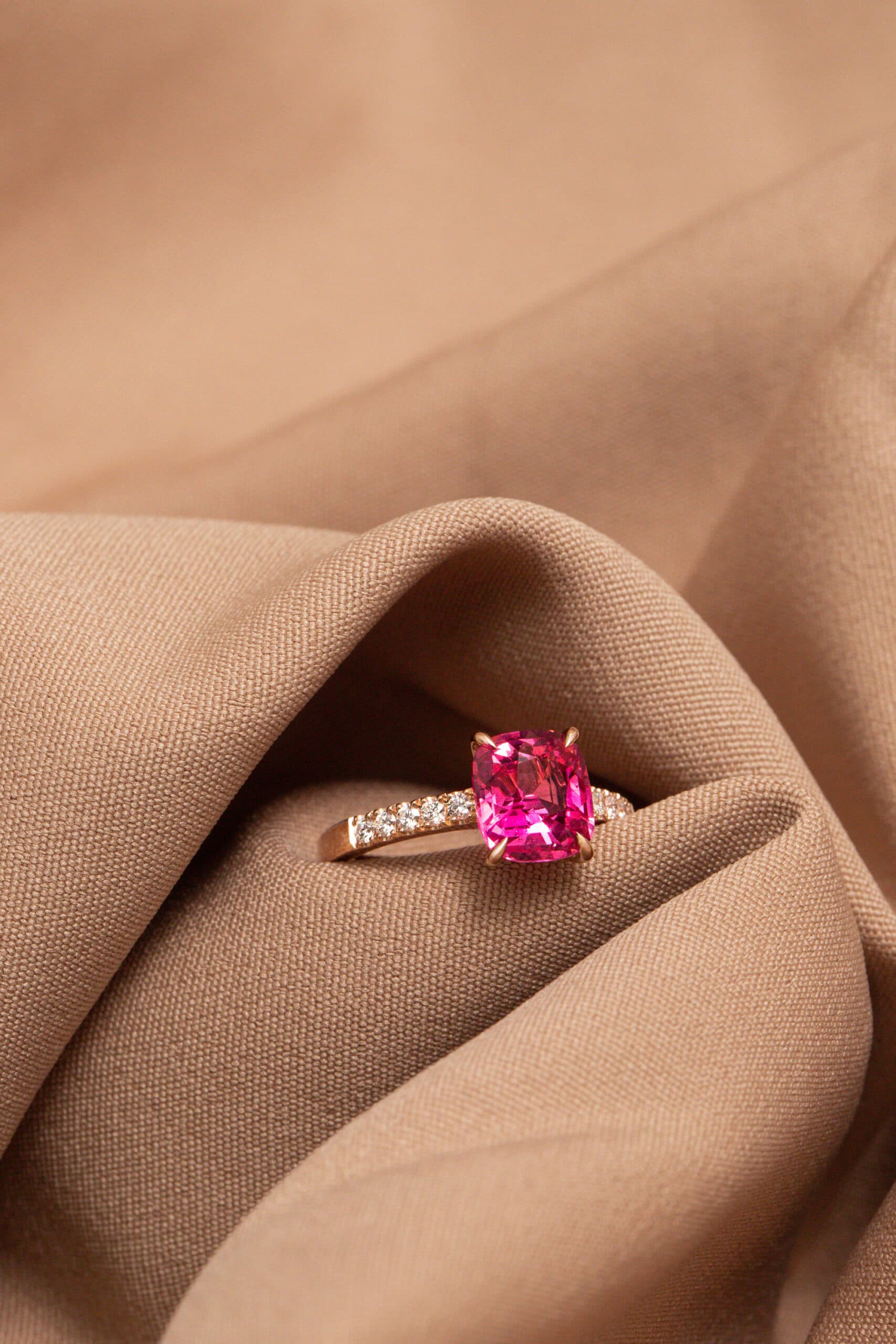 spinelle bague de fiançailles