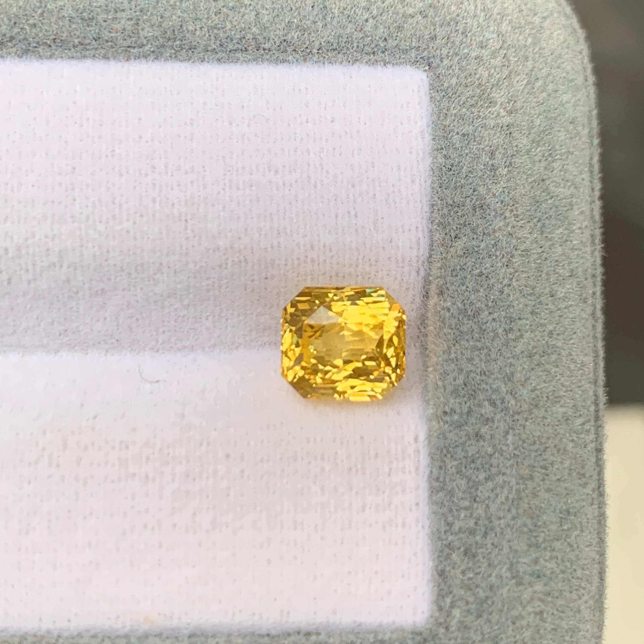 Saphir Jaune Radiant de 2,55ct