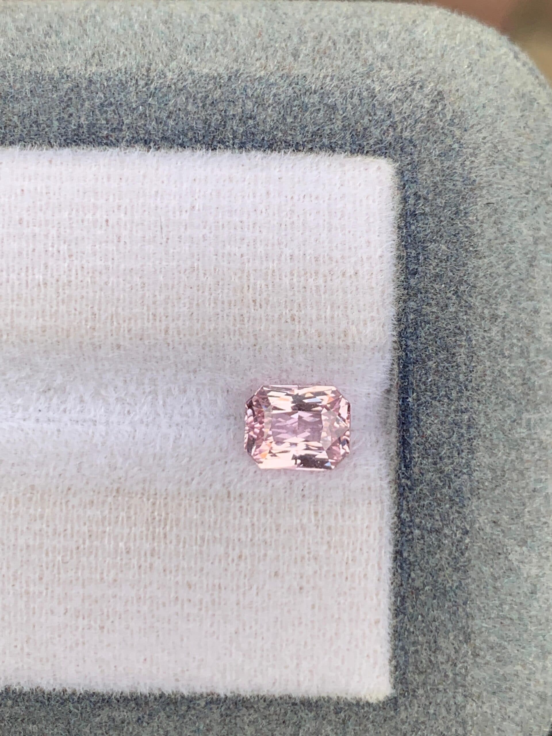 Saphir Rectangle de 1,09ct