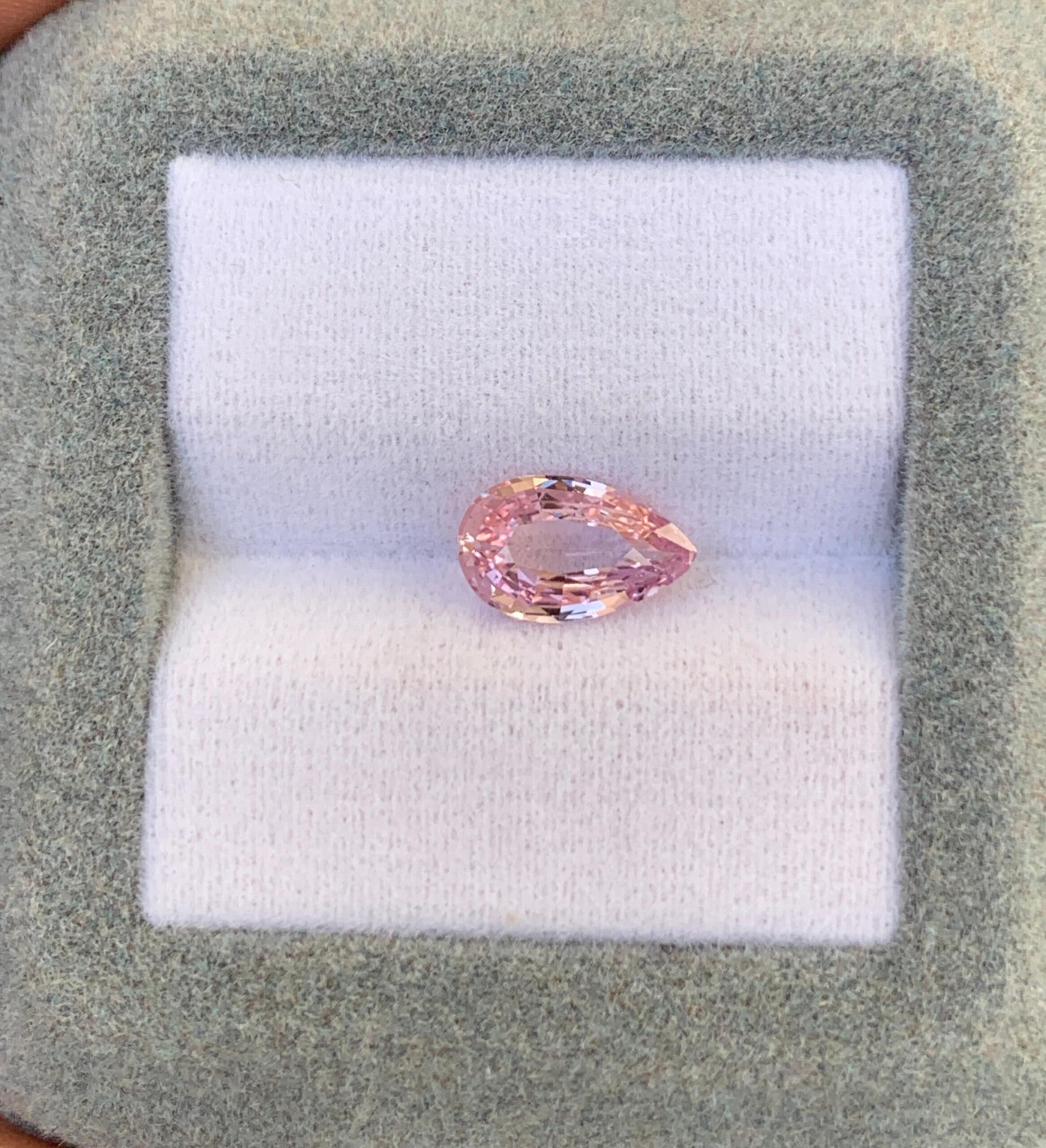 Saphir Padparadscha Poire de 1,48ct