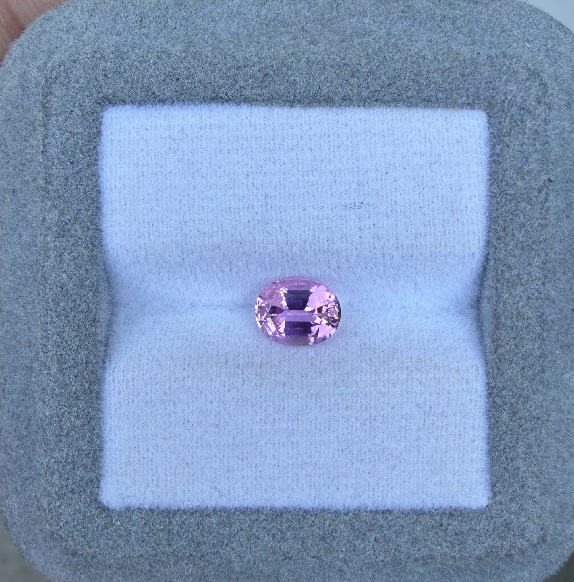 Tourmaline Rose Ovale de 1,02ct