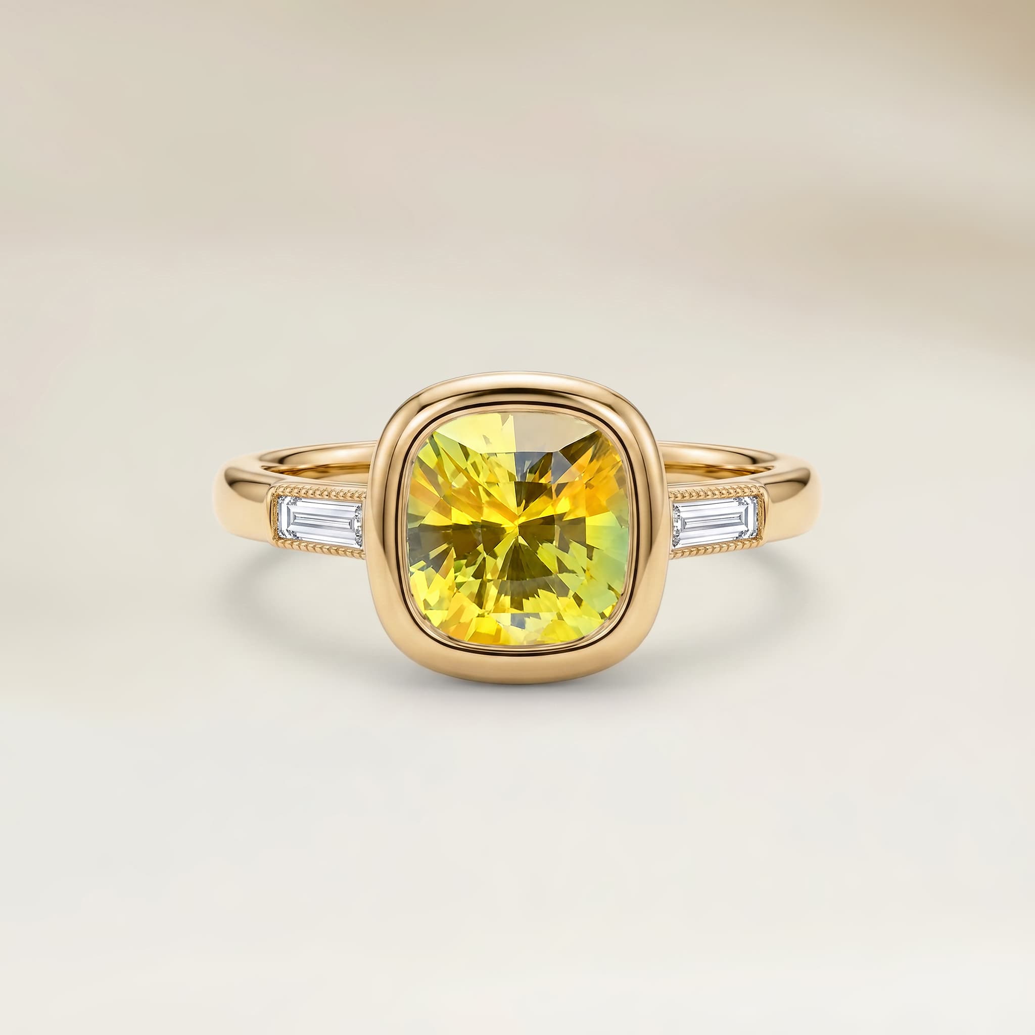 Bague Epaulé Saphir Jaune Coussin de 1,14ct
