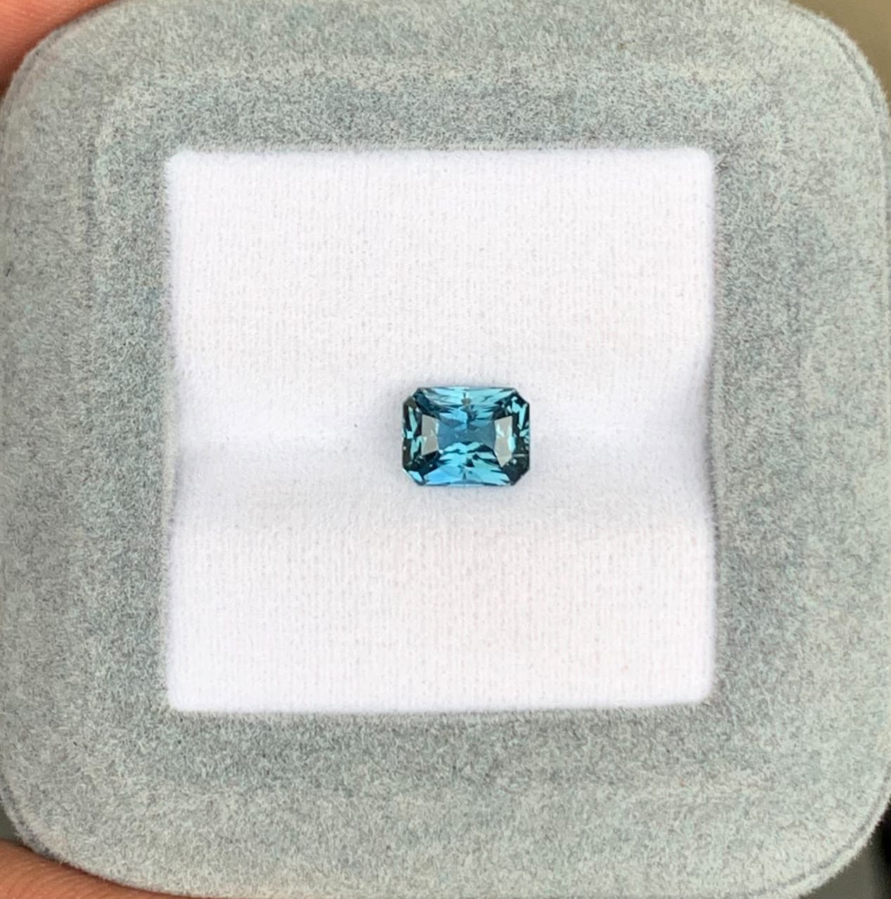Saphir Teal Radiant de 1,72ct